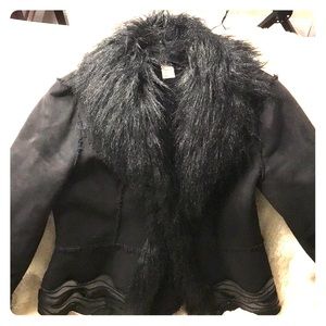 Cache leather black jack with faux fur trim size m